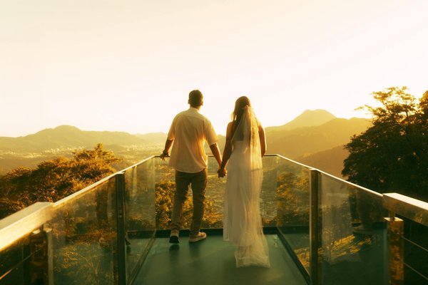 Comment explorer les grottes de glace de Vatnajökull en Islande?